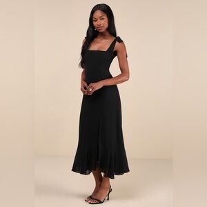 NWT Lulus Summer Invite Black Tie-Strap Tiered Midi Dress